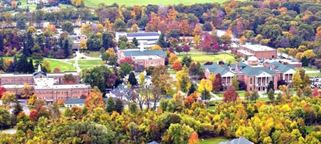 Long Island University isi deschide usile pentru noi studenti!