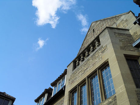 Bellerbys College