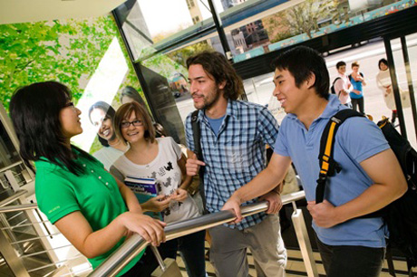 Eynesbury International College