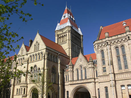 Manchester University объявляет о новых стипендиях на 2011-2012 учебный год!